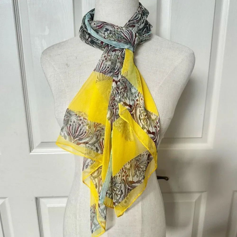 Yellow and blue pattern scarf